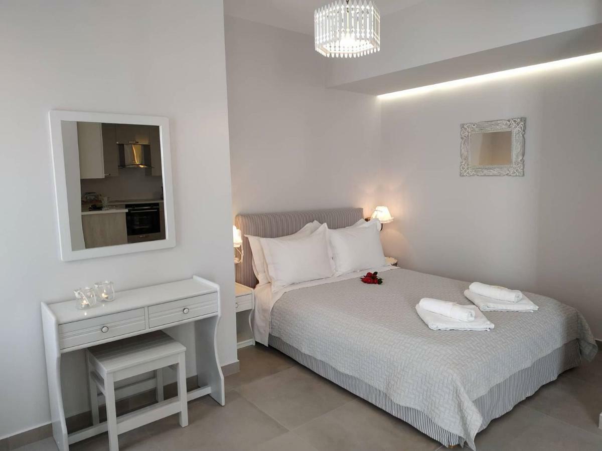 Andreas And Petrinela Rooms Triovasalos Екстер'єр фото